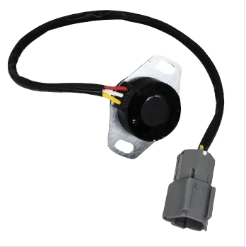 022416-003  傳感器  適用于D245S的機(jī)型上